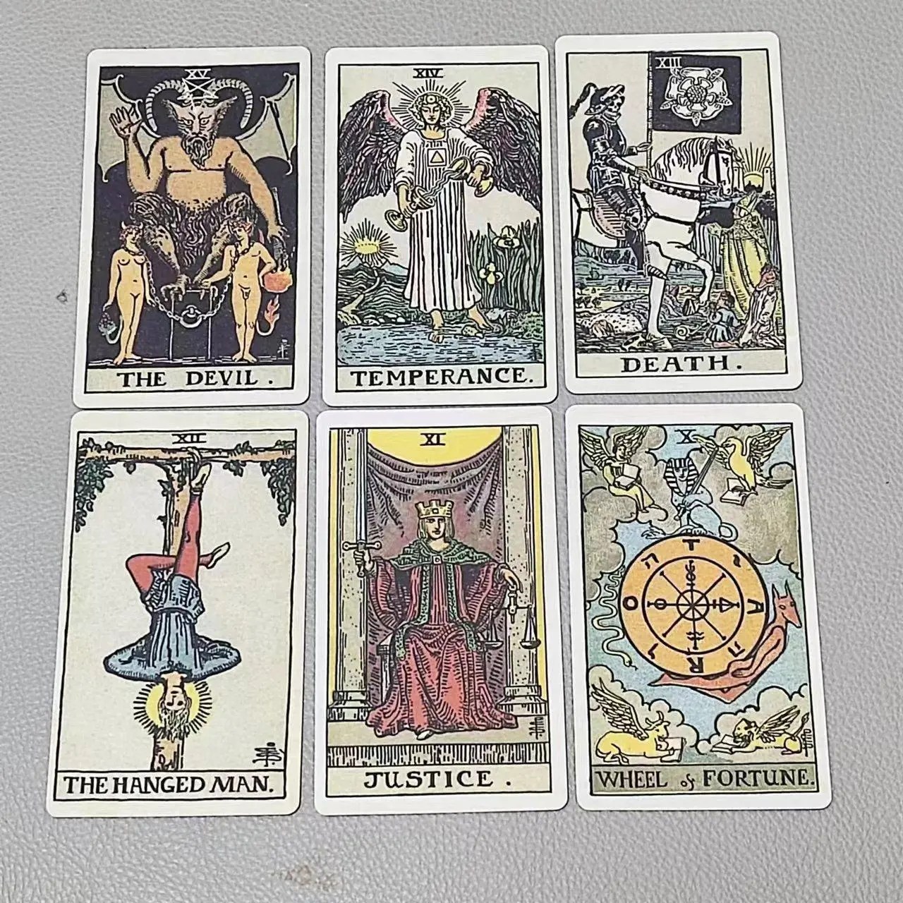 10.3*6cm die klassischen Tarot – Tarot Cards Deck With Guidebook Bewertung und Preis